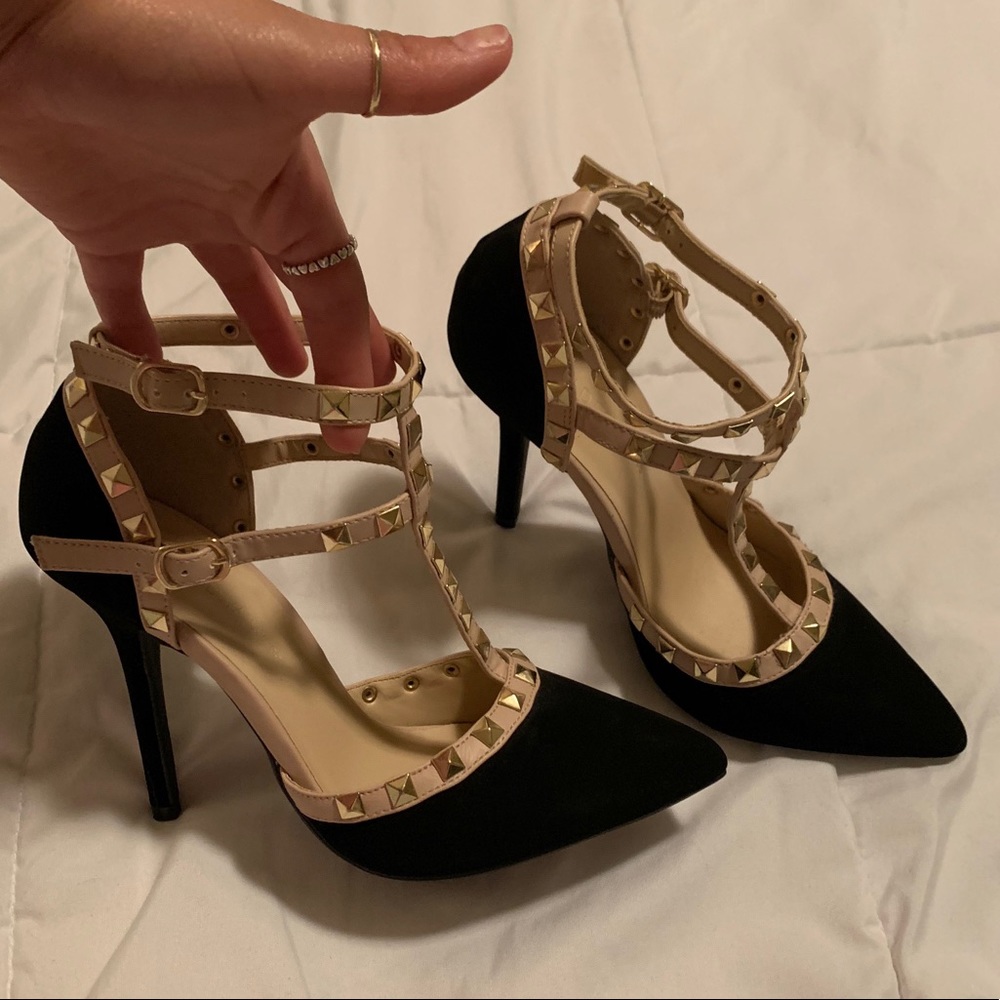 NWOT Studded Stilettos!